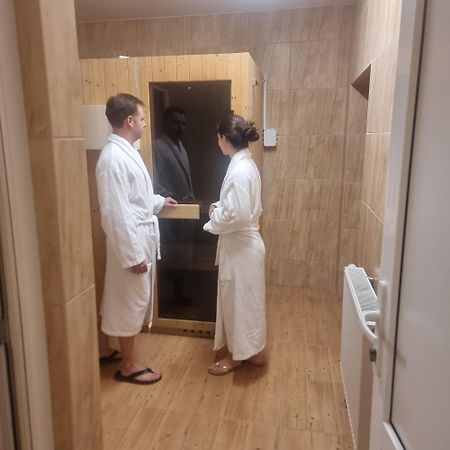VILA URSU din SOVATA BAI&SPA -SAUNA , JACUZZI INTERIOR Esterno foto