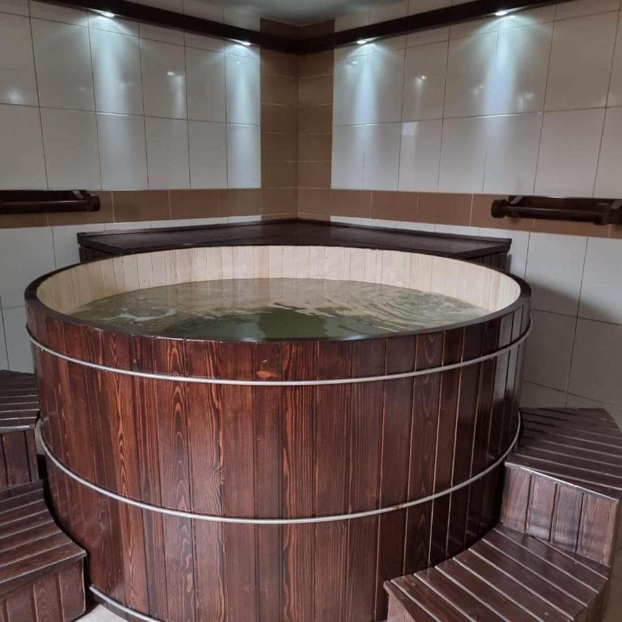VILA URSU din SOVATA BAI&SPA -SAUNA , JACUZZI INTERIOR Esterno foto