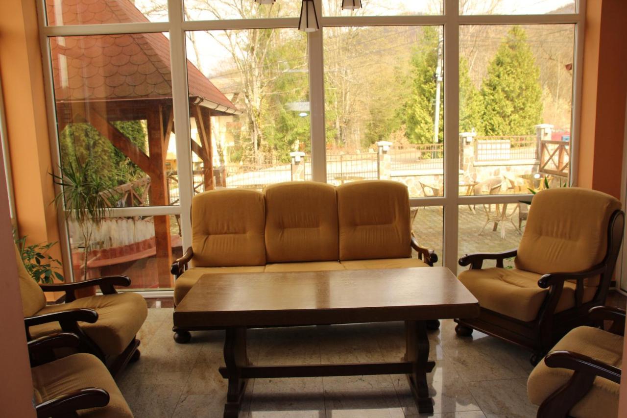 VILA URSU din SOVATA BAI&SPA -SAUNA , JACUZZI INTERIOR Esterno foto