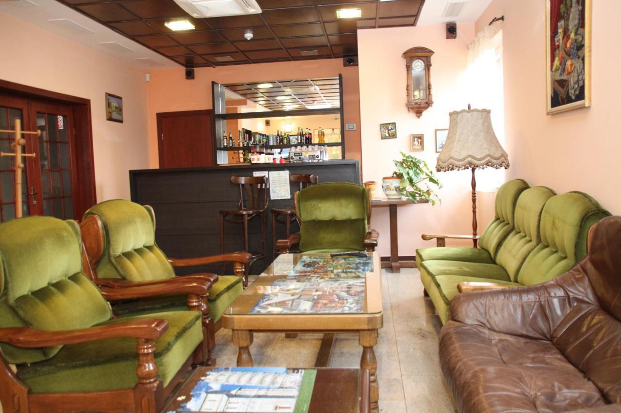 VILA URSU din SOVATA BAI&SPA -SAUNA , JACUZZI INTERIOR Esterno foto