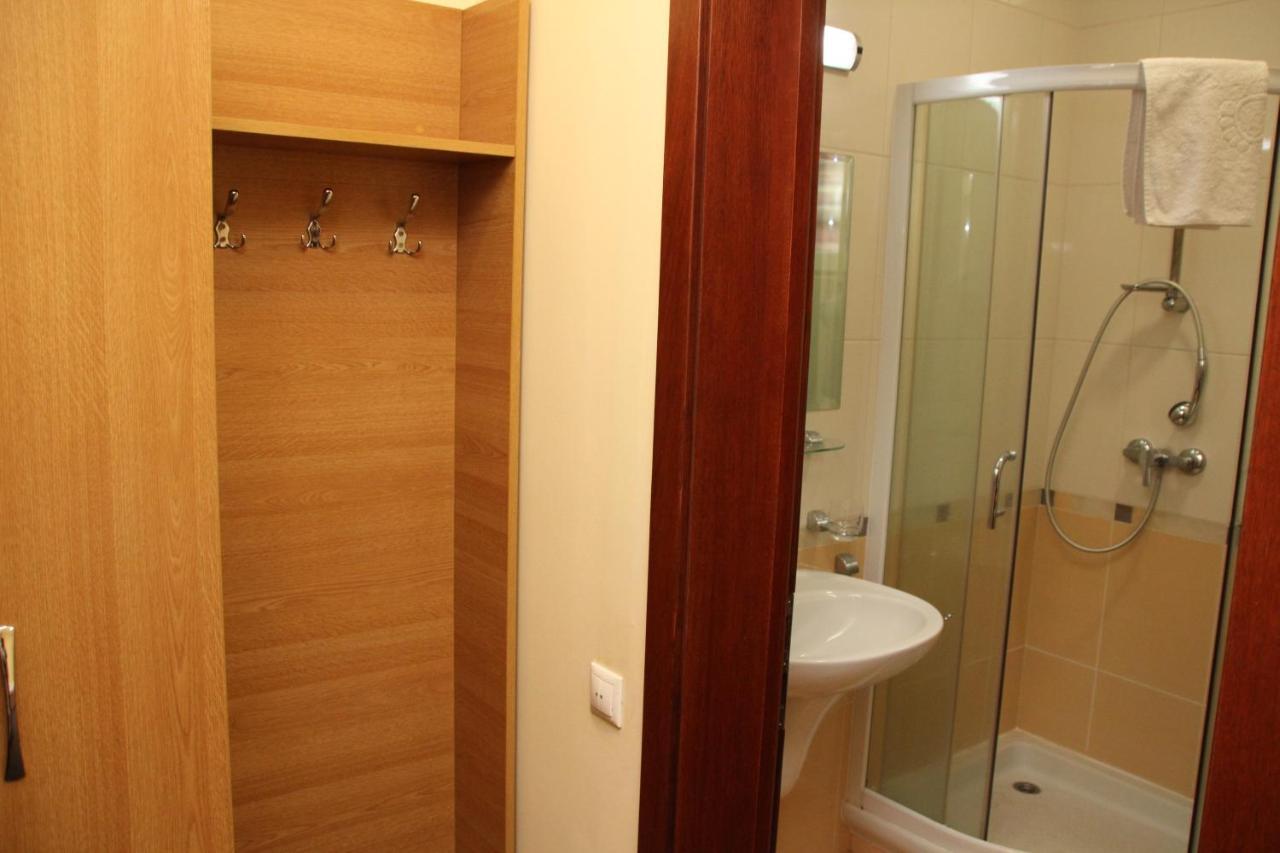 VILA URSU din SOVATA BAI&SPA -SAUNA , JACUZZI INTERIOR Esterno foto