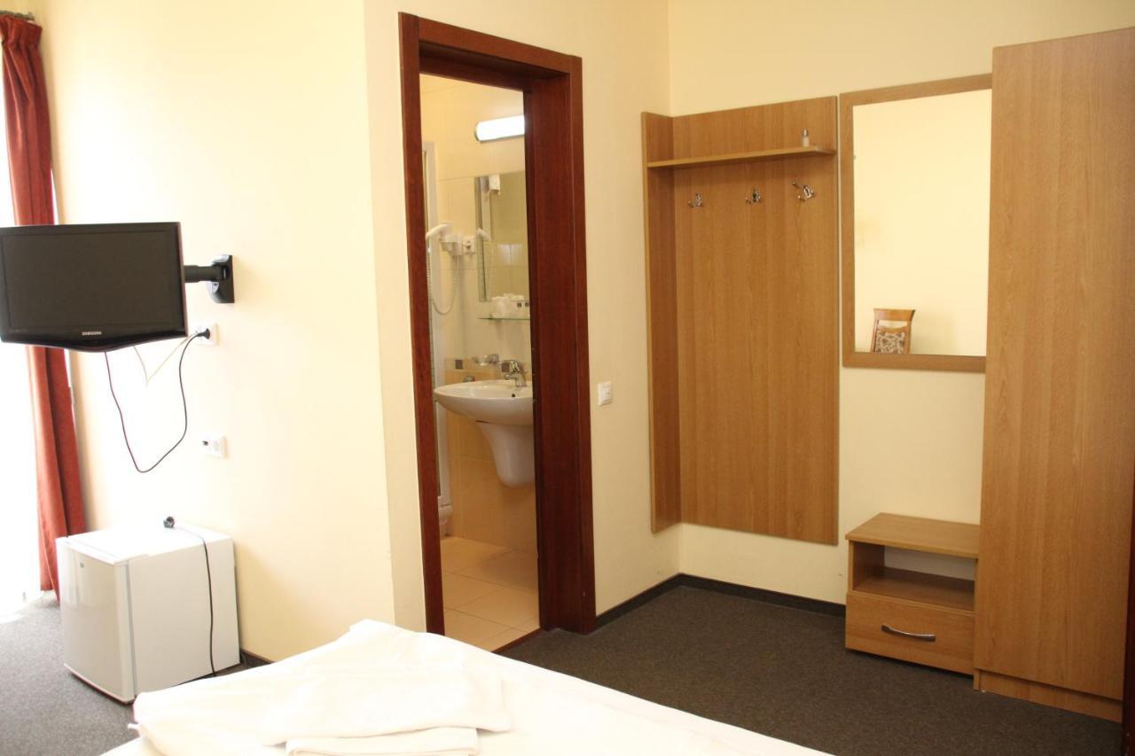 VILA URSU din SOVATA BAI&SPA -SAUNA , JACUZZI INTERIOR Esterno foto