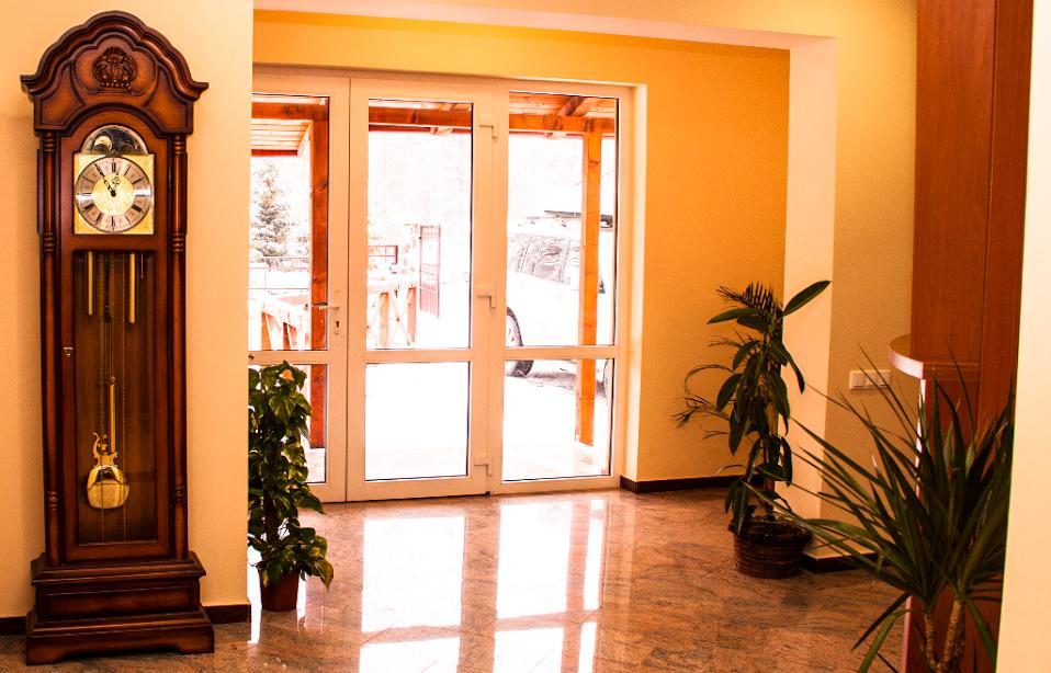 VILA URSU din SOVATA BAI&SPA -SAUNA , JACUZZI INTERIOR Esterno foto